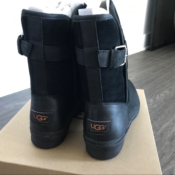 ugg oren black